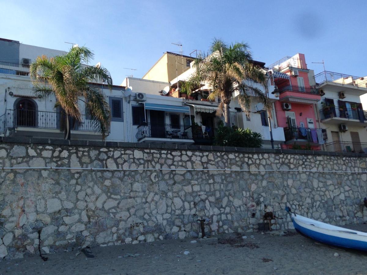 Casa Nicole Fronte Mare Villa Giardini-Naxos Kültér fotó